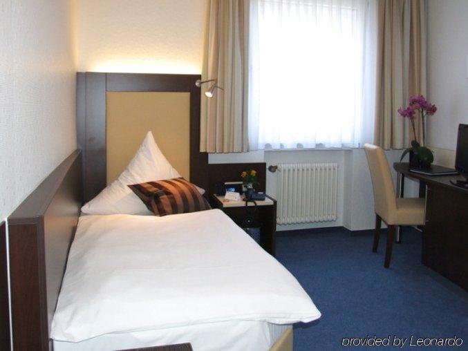 Hotel Lousberg Aquisgrán Habitación foto